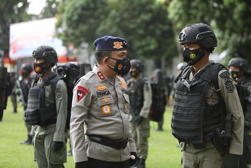 north sumatra regional police chief sends 203 mobile brigade personnel to papua in the 2021 security task force commander 41449