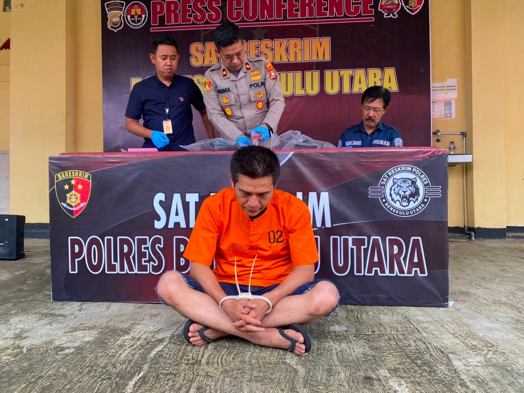 oknum lsm bengkulu utara tertangkap tangan peras mantan kades rp 250 juta 50611
