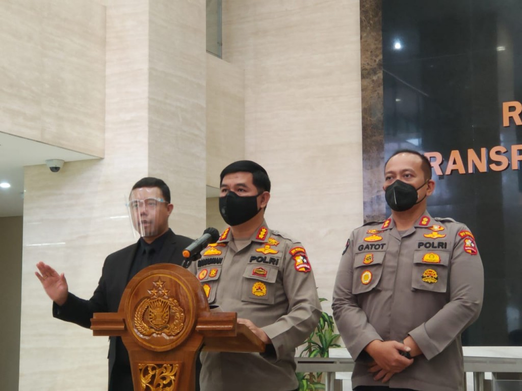 operasi lilin 2021 polri ungkap ratusan ribu kendaraan keluar masuk jakarta 22605