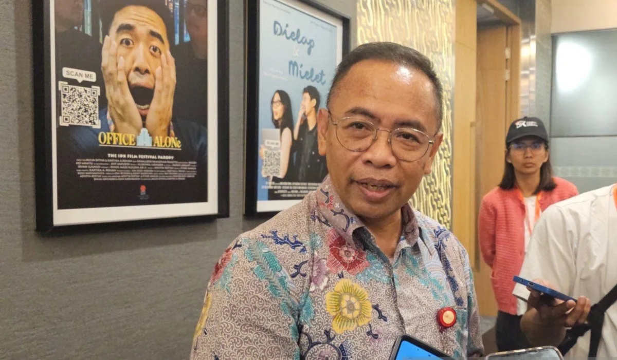 otoritas jasa keuangan imbau masyarakat lebih waspadai tawaran investasi ilegal 78587