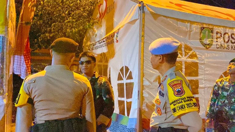 pastikan keamanan nataru dan pemilu 2024 polresta surakarta gelar patroli gabungan tni polri 68033