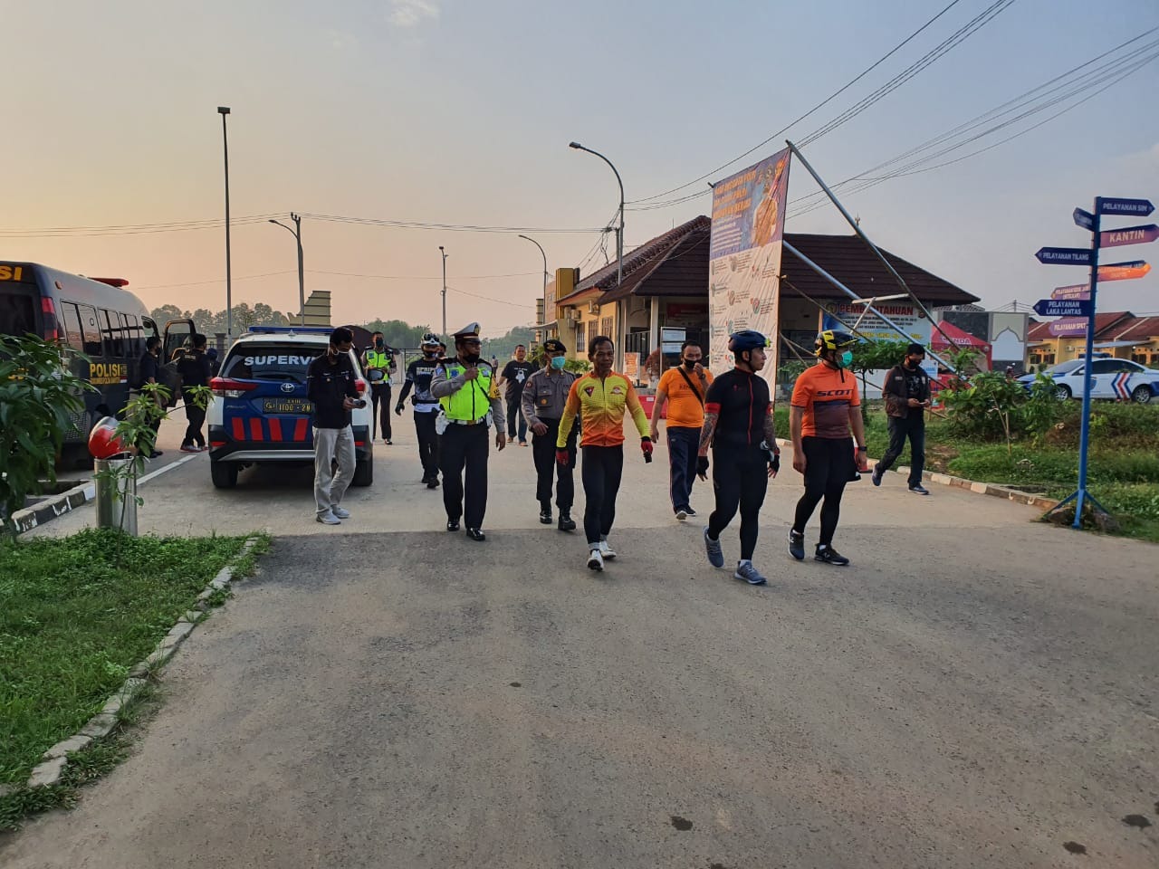 pastikan kesiapan personelnya kapolda banten lakukan pengecekan ke polresta tanggerang 11078