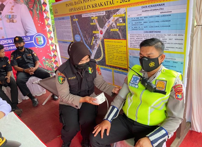 pastikan kondisi personel pos pam dan pos yan dalam keadaan prima biddokkes polda lampung lakukan patroli kesehatan 52878