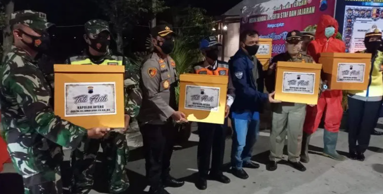 pastikan nataru berjalan aman dan lancar kapolda jateng laksanakan monitoring kesiapsiagaan petugas pos pam nataru 33015