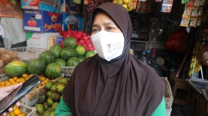 pedagang pasar baros apresiasi kegiatan bagi bagi masker polda banten 9571