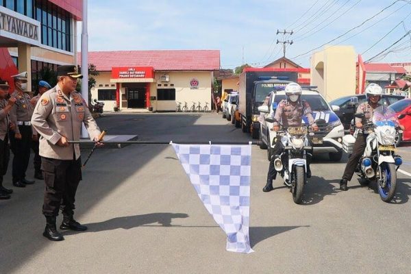 peduli bencana gempa cianjur polres kotabaru kirim bantuan kemanusian 51784