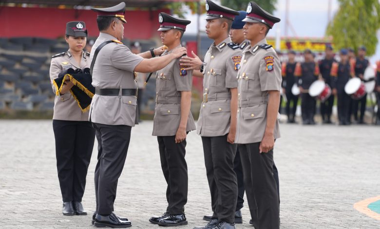 pelantikan 354 bintara polri kapolda sumut tekankan jaga nama baik institusi 82070