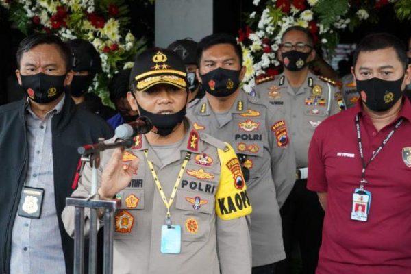 pembunuhan satu keluarga di sukoharjo terungkap kapolda pelaku ditangkap 3 jam sejak jenazah ditemukan 34979