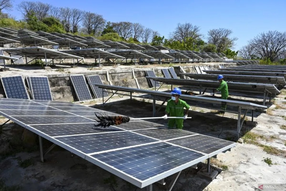 pemerintah revisi target energi baru terbarukan pada 2025 69078