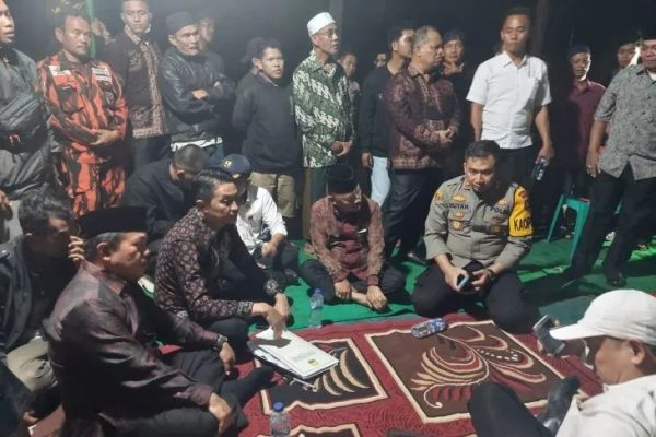 pemprov jambi berikan solusi dan bantu buka akses jalan ke talang duku 49780