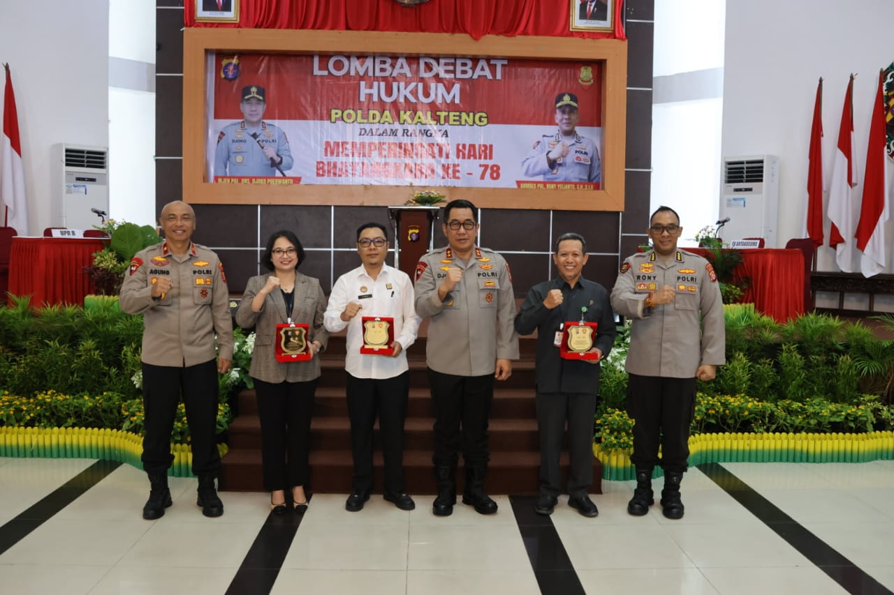 peringati hari bhayangkara ke 78 polda kalteng gelar lomba debat hukum untuk mahasiswa 74634