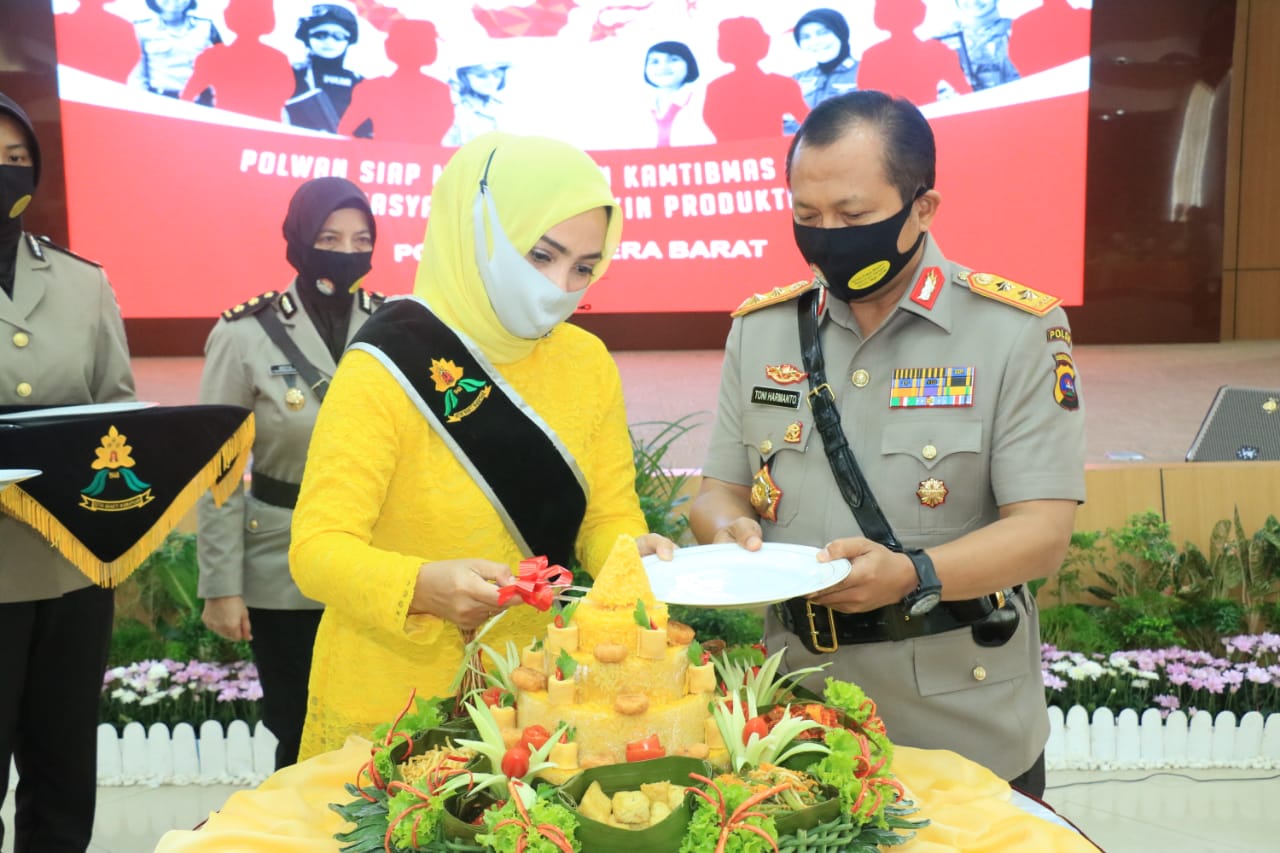 peringati hari jadi polwan ke 72 kapolda saya bangga dengan polwan di sumbar 11430