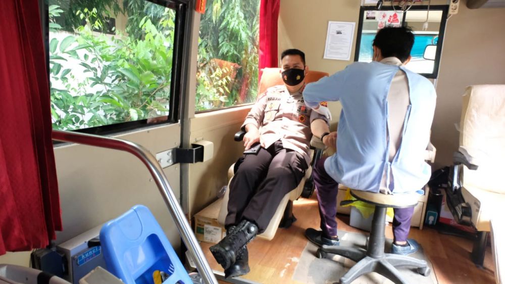 peringati hut pol airud ke 70 kapolda jambi ikut berpartisipasi donor darah 36579