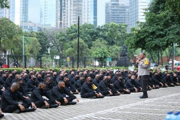 personel brimob polda sumut bko ke polda metro jaya 18071