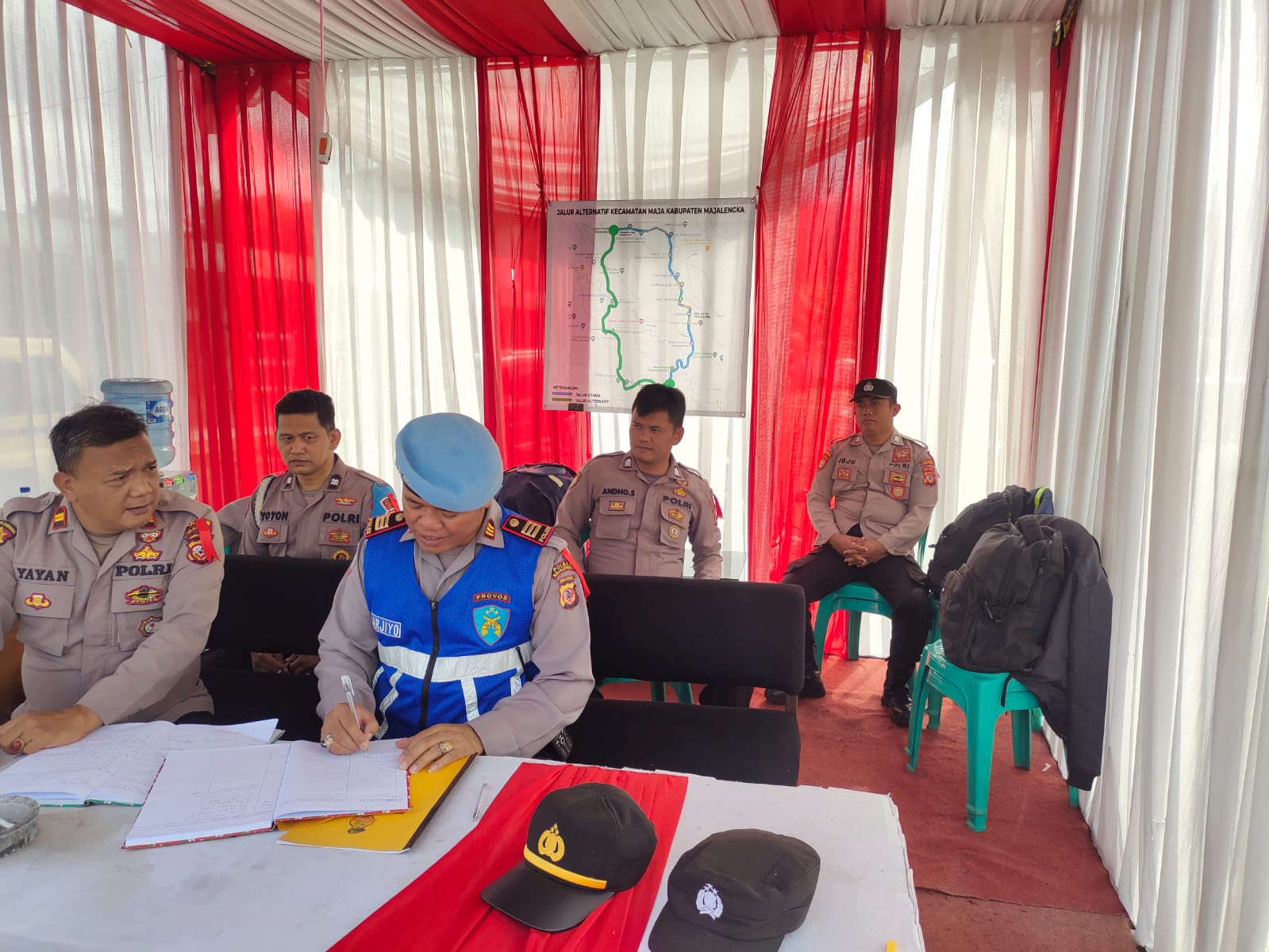 personel propam polres majalengka cek pos pam gatur ops lilin lodaya 52955