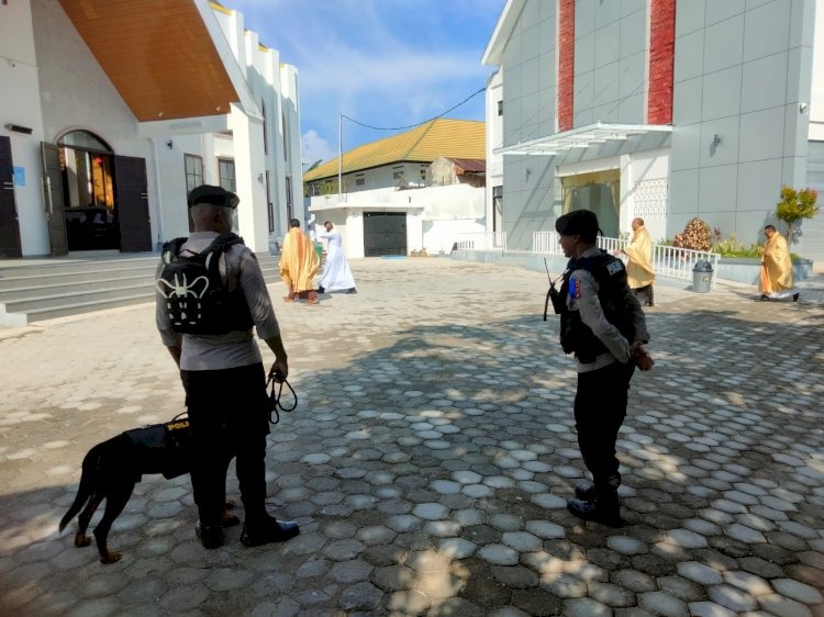 personel subsatgas satwa ops semana santa turangga 2024 polda ntt gelar pengamanan ibadah di gereja katedral kupang 71848