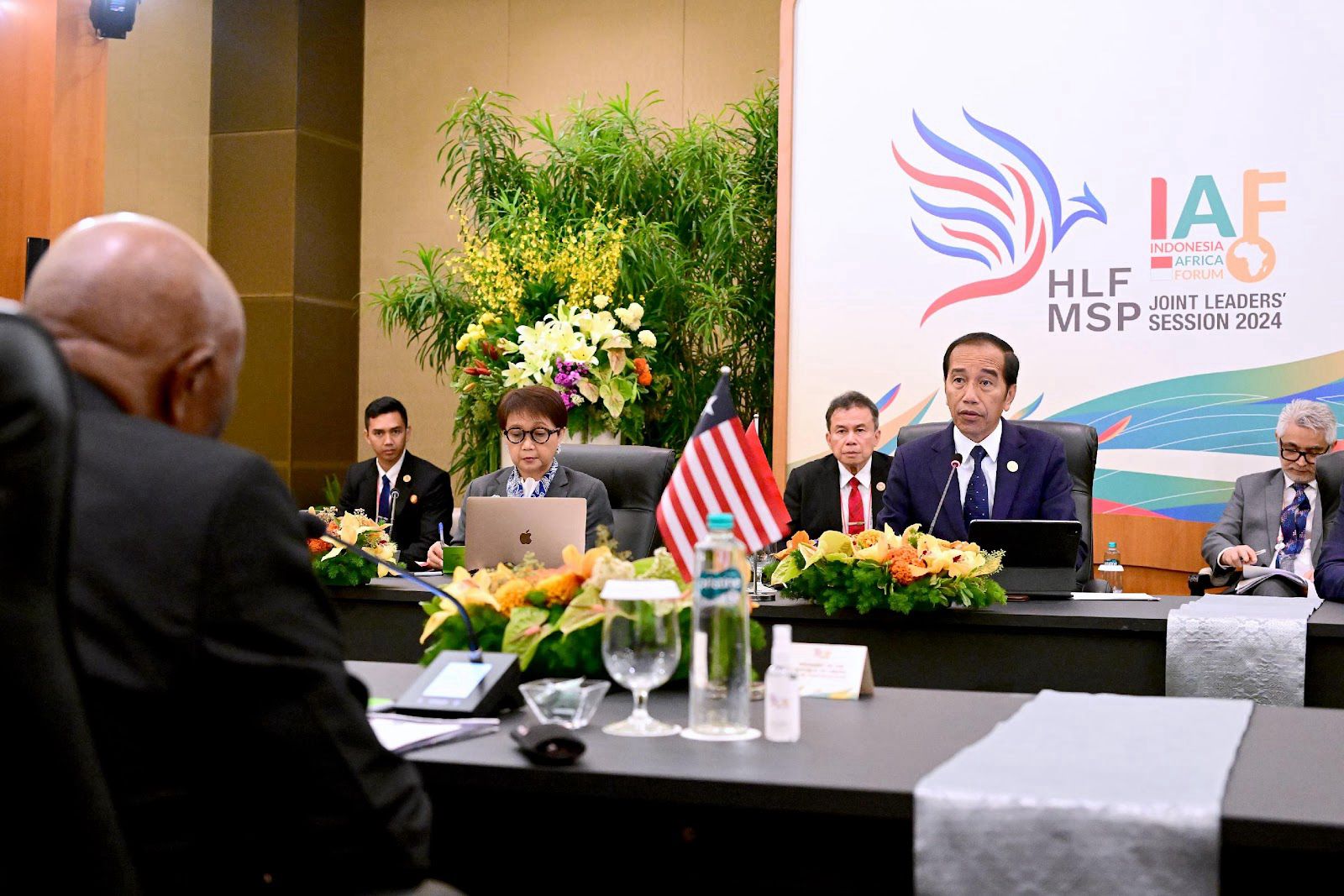 pertemuan presiden jokowi dan presiden boakai 60 tahun hubungan ri liberia semakin kuat 78317