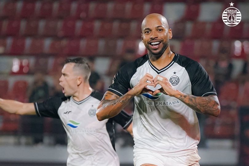 piala presiden 2024 persija jakarta sukses comeback 2 1 lawan madura united 76703