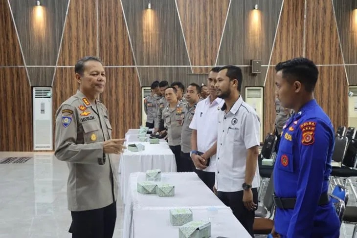 polda aceh melatih puluhan anggota personel menjadi polisi rw 58990