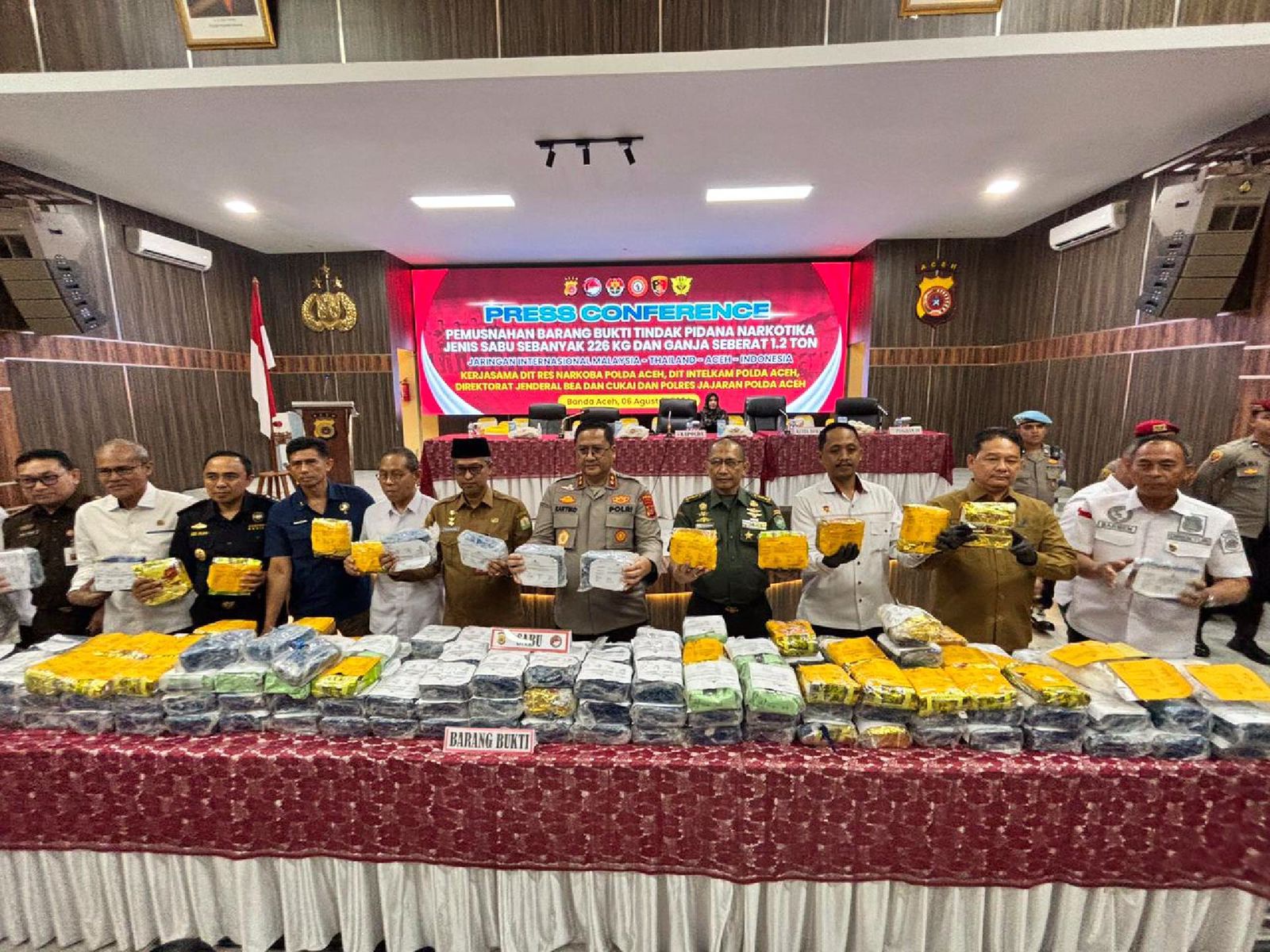 polda aceh musnahkan barang bukti sabu 226 kg dan ganja 12 ton 77321