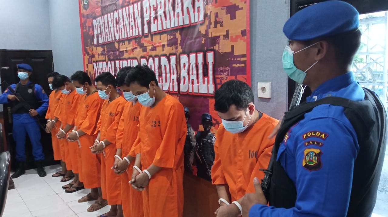 polda bali berhasil ungkap penadahan bbm jenis solar 16178