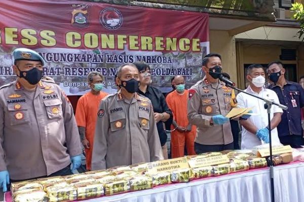 polda bali ungkap penyelundupan 39 kg narkoba senilai rp 56 m 45909