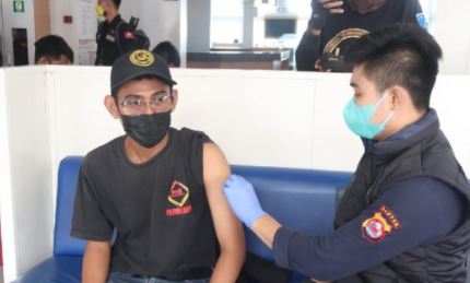 polda banten aktifkan kembali gerai vaksinasi di kapal ferry 9772