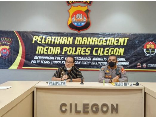 polda banten gelar pelatihan jurnalisme kepolisian di cilegon 36942