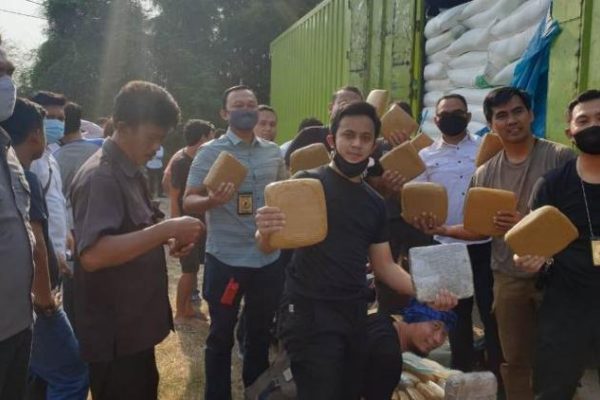 polda banten kembali gagalkan penyelundupan 150 kg ganja 15667