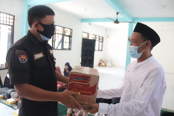 polda banten salurkan sembako ke panti asuhan nurul islam 28637