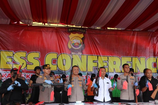 polda bengkulu bongkar industri senpi ilegal 56376