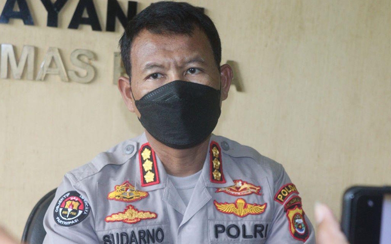polda bengkulu deployed their personnel to secure gas stations 45214