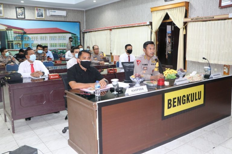 polda bengkulu gelar latihan pra operasi secara virtual 15772