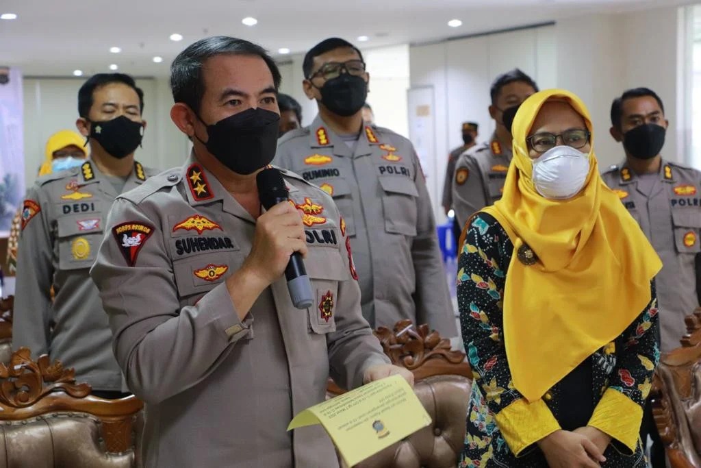 polda diy bersama unisa ajak masyarakat ikut vaksinasi booster 91