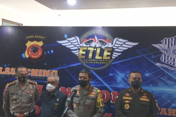 polda jabar pasang etle di 12 titik lokasi 30880