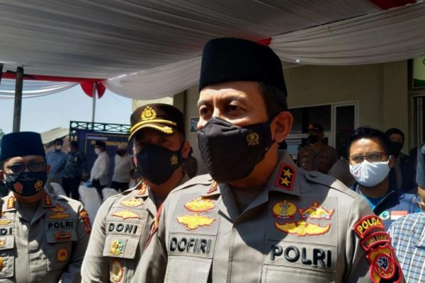 polda jabar usut dugaan pemotongan bansos di karawang dan tasikmalaya 13350