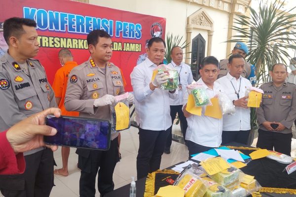 polda jambi berhasil bongkar penyelundupan narkotika 71560