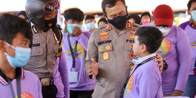 polda jateng beri dukungan psikososial untuk anak anak terdampak covid 19 9847