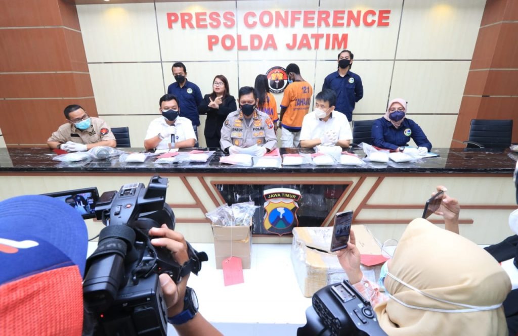 polda jatim berhasil gagalkan peredaran narkoba dari 2 jaringan kartel internasional 24405