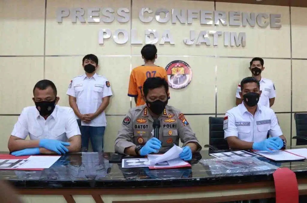 polda jatim berhasil ungkap kasus prostitusi online di bawah umur 16059