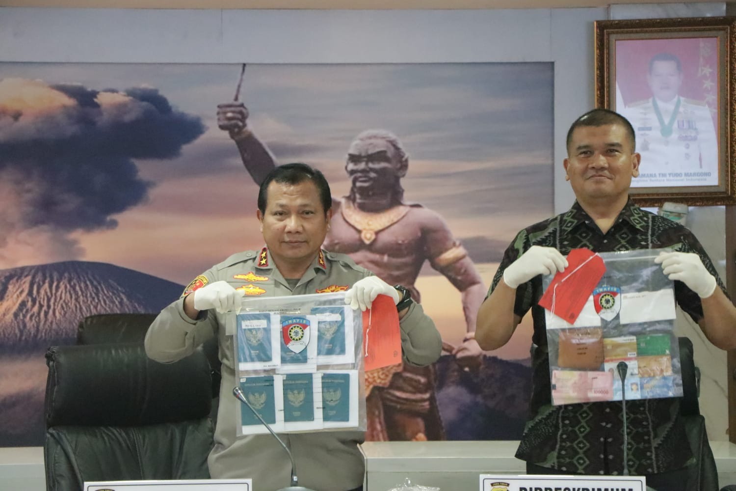 polda jatim bongkar tiga kasus tppo 59524