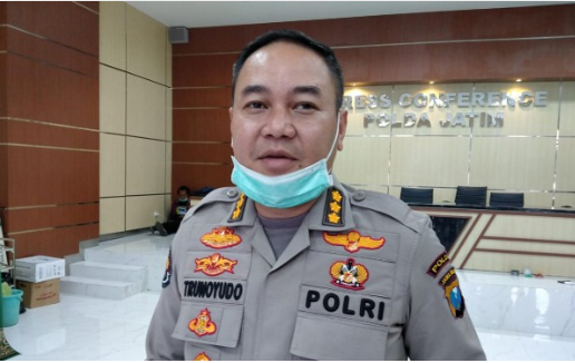 polda jatim gelar patroli skala besar operasi aman nusa ii pembatasan sosial berskala besar psbb tahap iii 15569