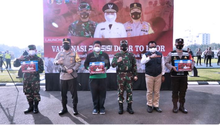 polda jatim luncurkan program vaksinasi presisi door to door 29316