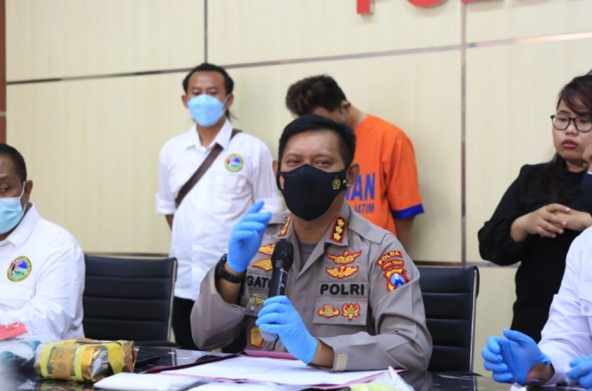 polda jatim masih selidiki dugaan ijazah palsu bupati ponorogo 23095