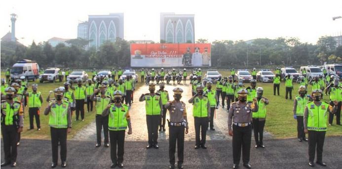 polda jatim siagakan 3 004 personel dalam operasi zebra semeru 2020 19664
