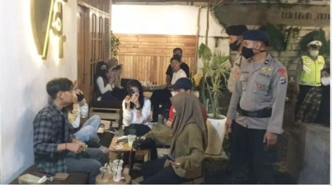 polda kalimantan selatan tingkatkan patroli prokes jaga penurunan kasus covid 19 24568