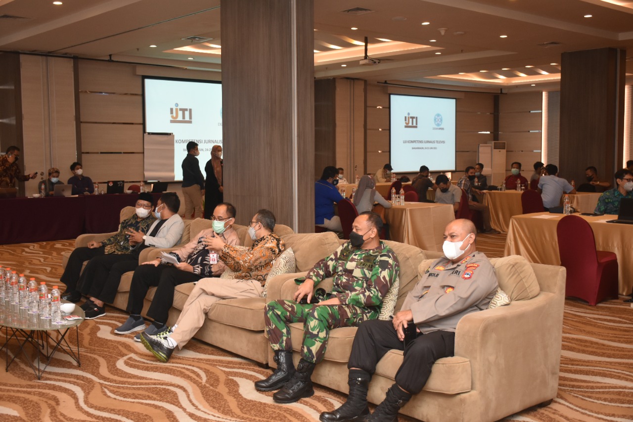 polda kalsel siap mendukung program kompetensi jurnalistik 29028