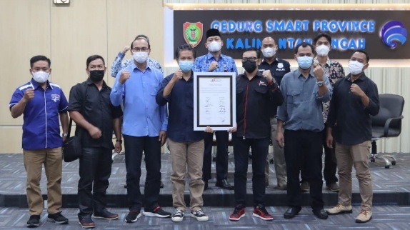 polda kalteng bersama amsi siap bersinergi tangkal hoaks 37232