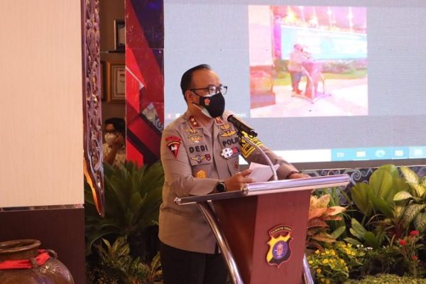 polda kalteng luncurkan 2 aplikasi siap mas dan aplikasi e absen 30871