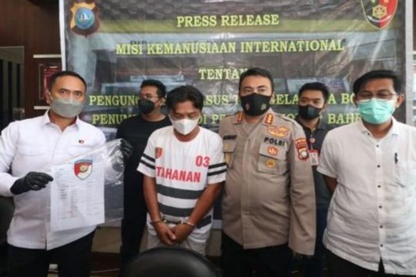 polda kepri berhasil bekuk pemilik kapal pengangkut tki yang tenggelam 17583